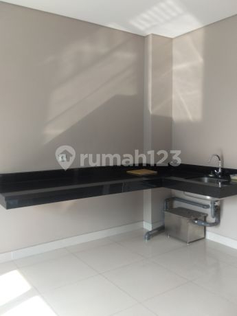 Termurah Apartemen 2 Kamar Tidur Unfurnished Ciputra International Puri Indah Jakarta Barat Sebelah Universitas Ciputra