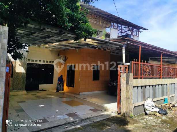 Rumah Asri 2 Lantai di Kompleks Goodyear Bogor