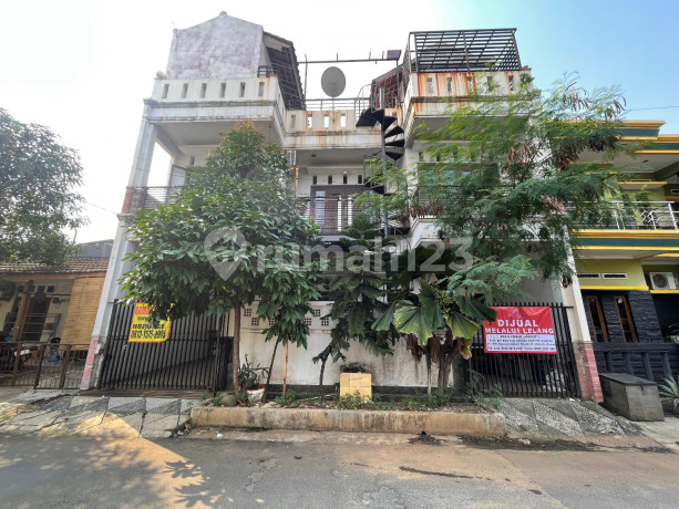 Rumah Dijual di Komplek Sinar Pamulang Permai Tangerang Selatan Rumah Dijual di Komplek Sinar Pamulang Permai Tangerang Selatan