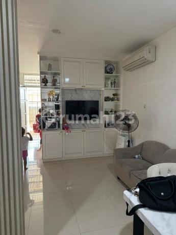 Rumah di Aeroland Residence 2,5 Lantai, Tangerang