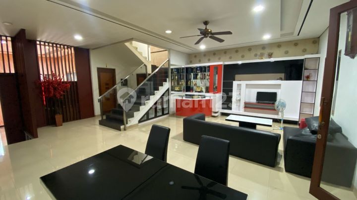 Cheapest Neat and Ready-to-Occupy 3-Story House 1/2 in Camar Indah PIK, Pantai Indah Kapuk, North Jakarta Cheapest Neat and Ready-to-Occupy 3-Story House 1/2 in Camar Indah PIK, Pantai Indah Kapuk, North Jakarta