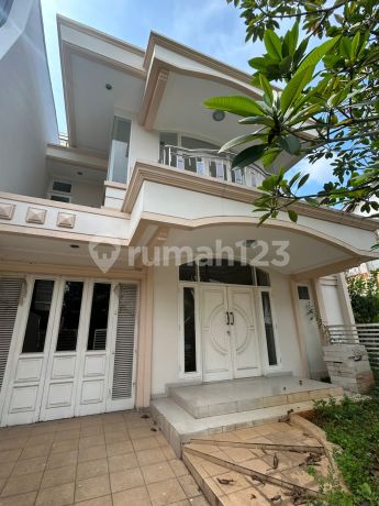 Rumah di Puri Botanical, Modern Minimalis, Siap Huni, Rapi, Terawat