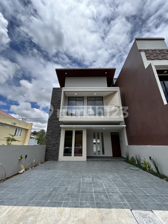 Rumah Baru Jadi Bagus dan Siap Huni SHM di Dago Rumah Baru Jadi Bagus dan Siap Huni SHM di Dago