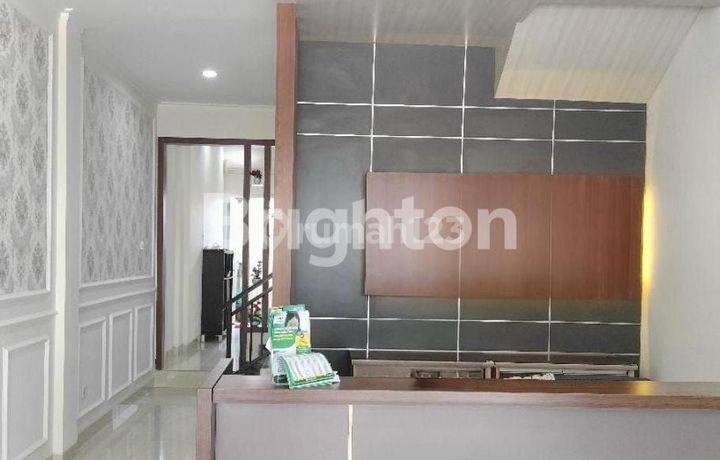 RUKO 2 LANTAI SANGAT COCOK UNTUK KANTOR DI ROYAL PARK RESIDENCE, PADURENAN, BEKASI, JAWA BARAT