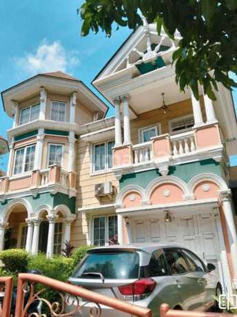 Lokasi Strategis Dekat Mall Living World , Rumah 2 Lantai Di Boulevard Kota Wisata Cibubur , Gunung Putri , Bogor , Jawa Barat Lokasi Strategis Dekat Mall Living World , Rumah 2 Lantai Di Boulevard Kota Wisata Cibubur , Gunung Putri , Bogor , Jawa Barat