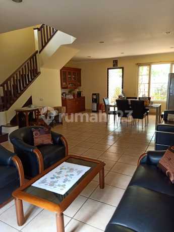 Rumah Asri Siap Huni, Hook Taman Provence BSD Tangerang Selatan Rumah Asri Siap Huni, Hook Taman Provence BSD Tangerang Selatan