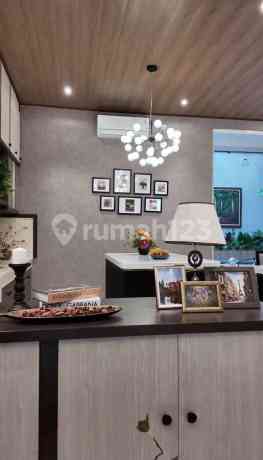 Jual Rumah Furnished Ritz Embassy
