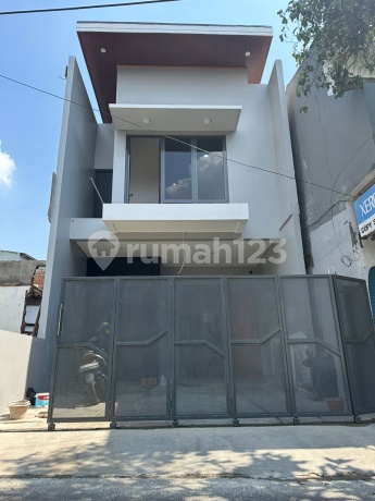 Rumah di Dalam Komplek Palapa Pasar Minggu Jati Padang Pejaten