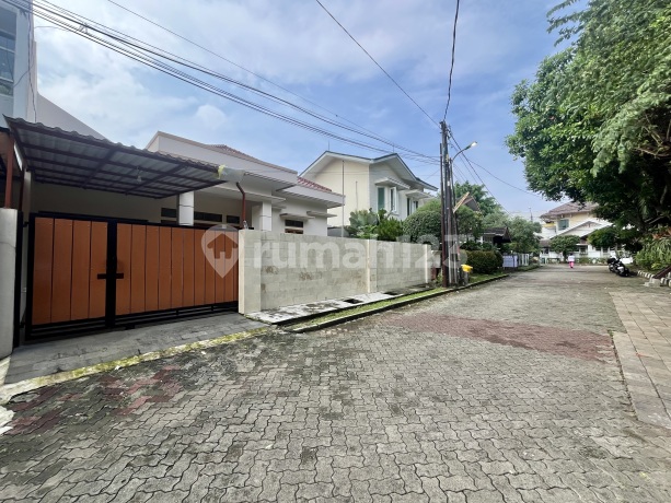 Rumah baru di dalam komplek villa pejaten mas, akses lebar