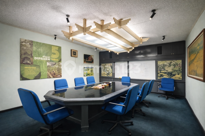 [ Gedung Harga NJOP ] Akses Jalan Raya Gandaria Kebayoran