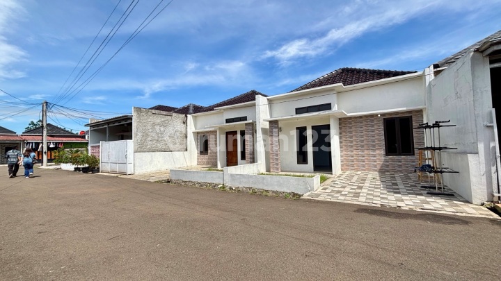 [ Akses Jalan Utama ] Dekat Stasiun Hanya 2.7 Kilometer