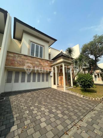 Pejaten Town House Premium dengan Taman Luas Fasilitas Lengkap