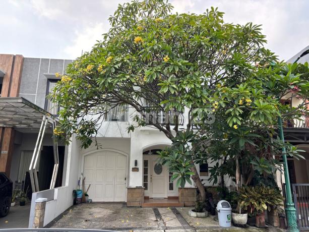 Dijual Rumah 2 Lantai di Gading Residence