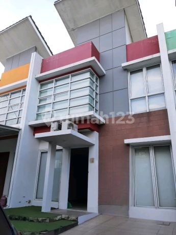 For Sale: East Riviera Village House, Gading Serpong, Tangerang
