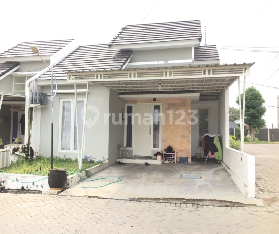 Permata Regency Kedanyang Gresik House Ready to Occupy, Available for KPR or Take Over