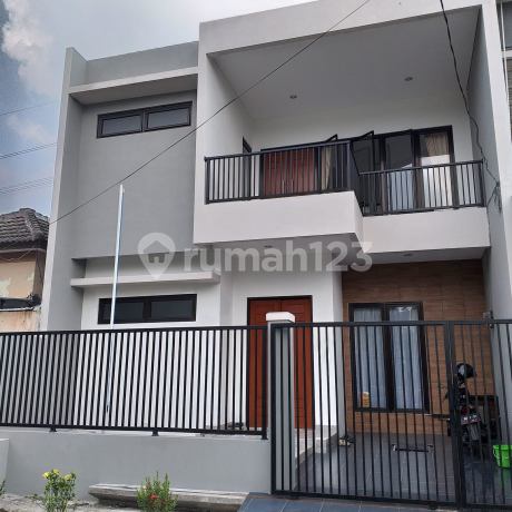 Semi-Furnished New 2-Story House at Permata Safira, Surabaya