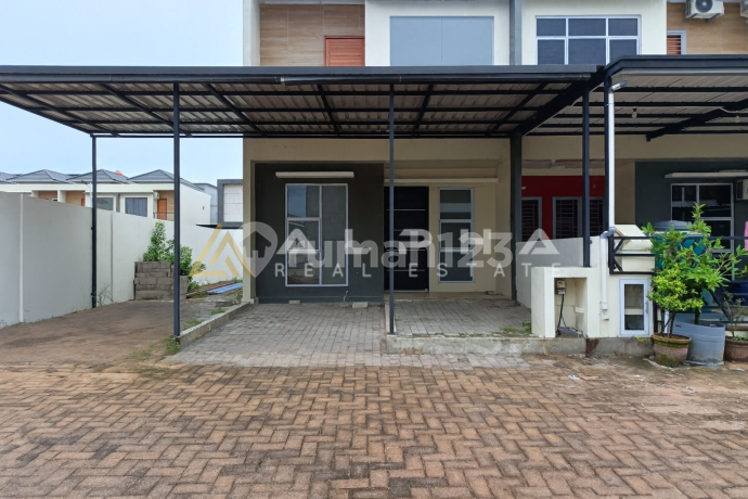 For Quick Sale: Golden BCI Hook House in Bengkong, Batam