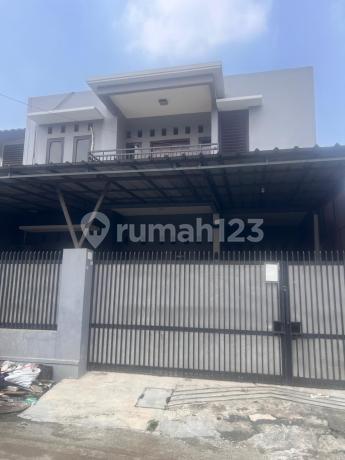 Jual Cepat Rumah.2 Lantai Perum. Taman Pondok Gede Bekasi Jual Cepat Rumah.2 Lantai Perum. Taman Pondok Gede Bekasi