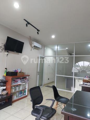 Quick Sale 3-Storey Strategic Shop House in Alicante Gading Serpong Tangerang Quick Sale 3-Storey Strategic Shop House in Alicante Gading Serpong Tangerang