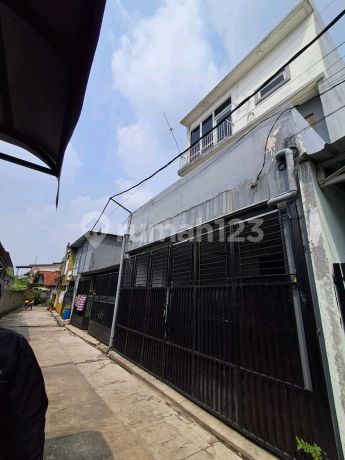 Ni Rumah Sangat Bgus Lokasi Rumah Bebass Banjir .Siab Huni .Bebas Banjir .Rumah Tsb Dlm Komplek.ni di Jual Secara Aida ke Pihak Bank.ayo Miliki Segra dan Sangat Aman Sekali.akses ke Stasiun Depok Lama +-15.Menit Ni Rumah Sangat Bgus Lokasi Rumah Bebass Banjir .Siab Huni .Bebas Banjir .Rumah Tsb Dlm Komplek.ni di Jual Secara Aida ke Pihak Bank.ayo Miliki Segra dan Sangat Aman Sekali.akses ke Stasiun Depok Lama +-15.Menit