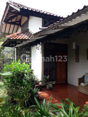 Rumah Nyaman Dan Asri di Sukahaji Baru Gegerkalong Bandung, 