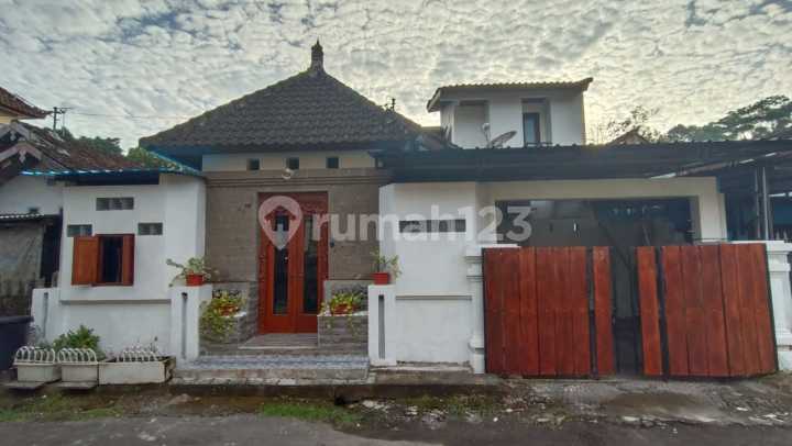 RUMAH ONE GATE SYSTEM DI VILLA AYUNG BADUNG