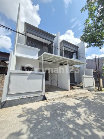 Rumah Siap Huni Jalan Faisal Makassar. 4 Kamar. Tipe 135. Uk 6x15 Rumah Siap Huni Jalan Faisal Makassar. 4 Kamar. Tipe 135. Uk 6x15
