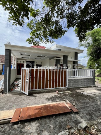 Rumah Baru di Selatan IKIP PGRI Sonosewu Dekat Pusat Kota Rumah Baru di Selatan IKIP PGRI Sonosewu Dekat Pusat Kota