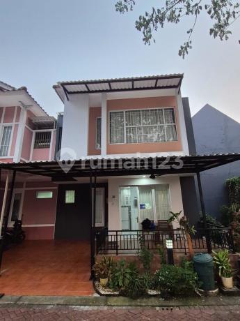 Rumah Hook Rapi Siap Huni Semi Furnished di Lengkapi Taman di Gading Serpong Rumah Hook Rapi Siap Huni Semi Furnished di Lengkapi Taman di Gading Serpong