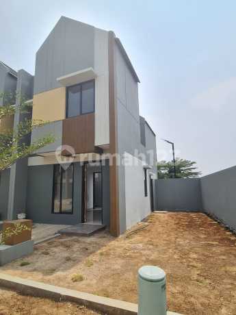 Aruna Hook Adhi City Sentul 