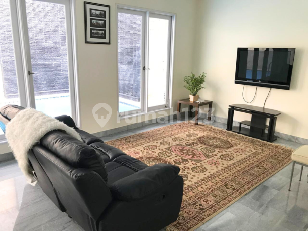 Rumah Dijual Lebak Bulus 3 Kamar Coldwell Banker