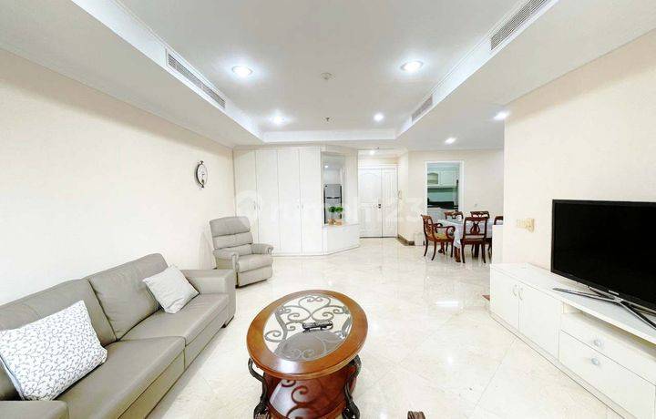 Apartment Kusuma Chandra 2 Kamar Tower A Low Floor Pool View Coldwell Banker