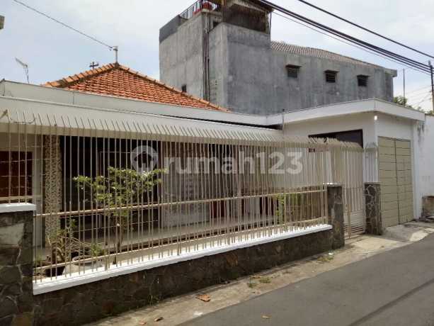 Rumah Dekat Univ PGRI Semarang 