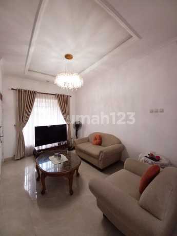 Rumah Bagus Perkici Sektor 5 - Bintaro, Tangerang Selatan