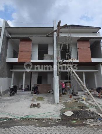 Panjang Jiwo Permai Baru Fresh 2 Floors One Gate System Price 1 Man Width 6 Carport Can Fit 2 Cars