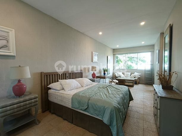 Apartemen Mewah Konsep Minimalis  View Laut 2 BR Furnished