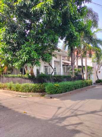 ...... Harga Termurah ..... Dijual Rumah Cantik Via Lelang Negara Secara Cash Di Komplek Patria Jaya, Jl. Patria Jaya 4 Blok A/49, Jatirahayu, Bekasi