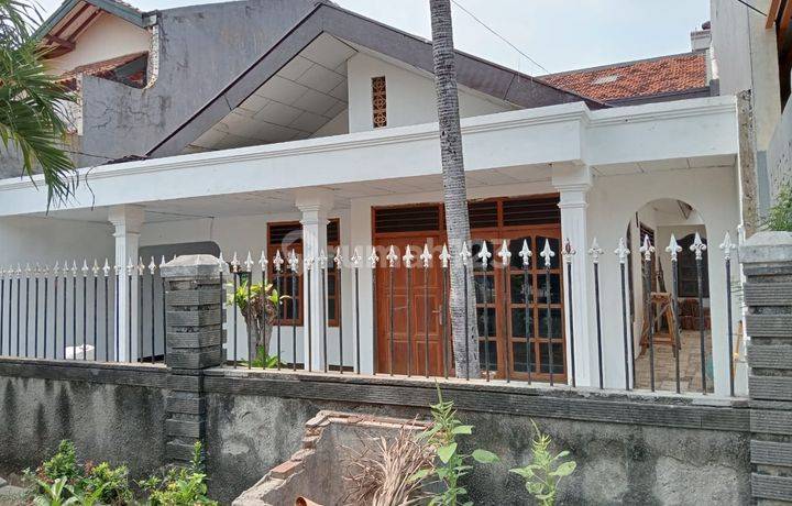 Dijual cepat lokasi prima Ciledug Barata Karya Tangerang Banten shm pembayaran bisa kpr