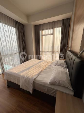 Furnished 2 bedrooms sudirman hills apartment for sale 