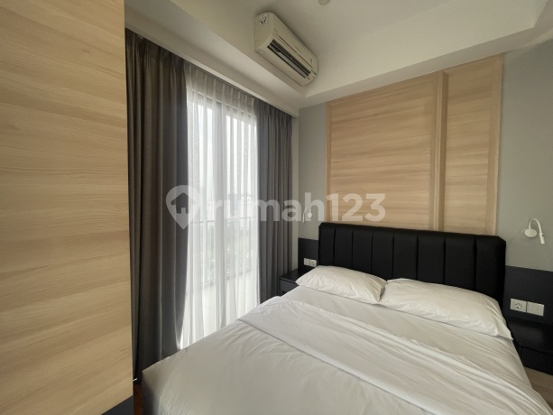 Furnished 2 bedrooms sudirman hills apartment pet friendy for rent