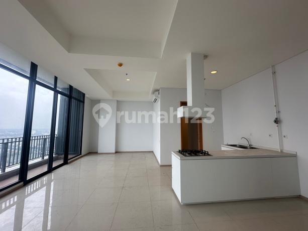 Unfurnished 3 bedrooms samara suites apartment for sale 