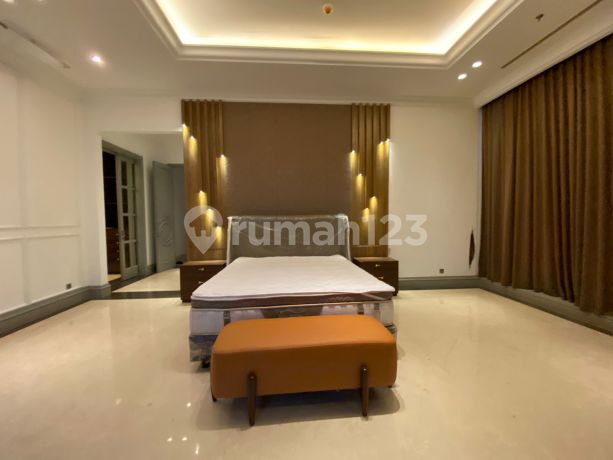 Furnished 4 bedrooms raffles residence setiabudi for sale 
