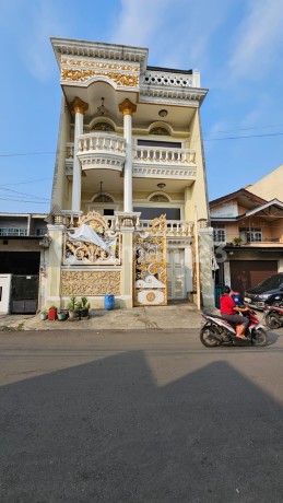 Dijual Rumah Cakep 4 Lantai Berikut Furnish di Keroncong Permai Tangerang Dijual Rumah Cakep 4 Lantai Berikut Furnish di Keroncong Permai Tangerang