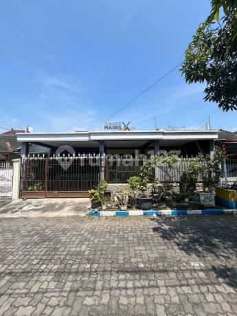 Murah, Rumah Terawat Siap Huni Strategis di Araya, Blimbing Malang