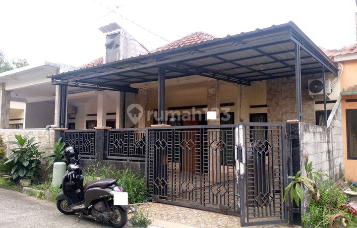 Rumah Hadap Timur 10 menit ke Cibinong City Mall Harga Nego Dibantu KPR J27175