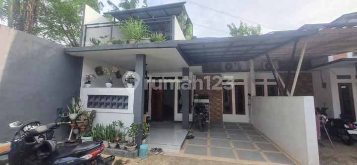 Ready-to-Occupy House 13 Minutes to Permata Depok Hospital 1 Floor Eligible for Mortgage J39576 Ready-to-Occupy House 13 Minutes to Permata Depok Hospital 1 Floor Eligible for Mortgage J39576