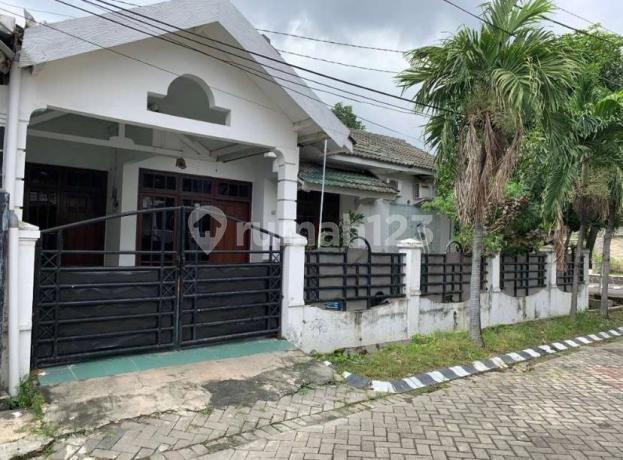 Dijual Rumah Bagus di Jl. Delta Sari Indah, Waru Sidoarjo
