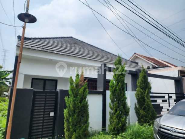 Dijual Rumah Semi Furnished di Perum Jaya Harmoni, Sidoarjo