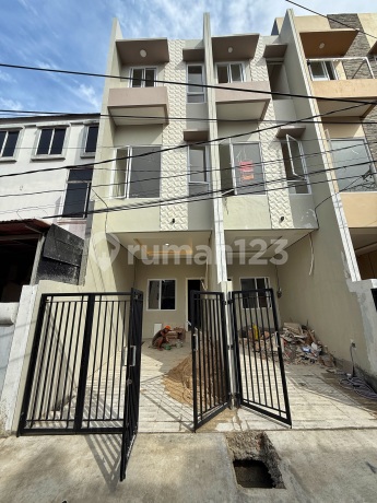Rumah Baru 3Lt Strategis Tomang Jakarta Barat Rumah Baru 3Lt Strategis Tomang Jakarta Barat