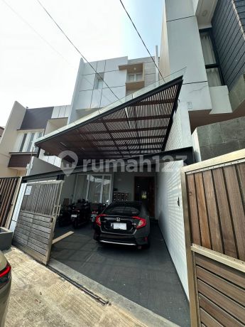 Rumah Cantik 6X18 Furnish Strategis Taman Cengkareng Indah Jakarta Barat